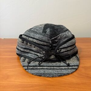 Crowncap Navajo Wool Blend Railroad Hat With Fold-Down Ear Flaps Grey Blk 7 1/8‎